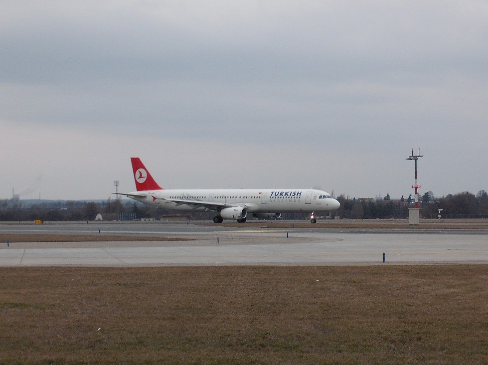 Turkish Airlines 1.JPG